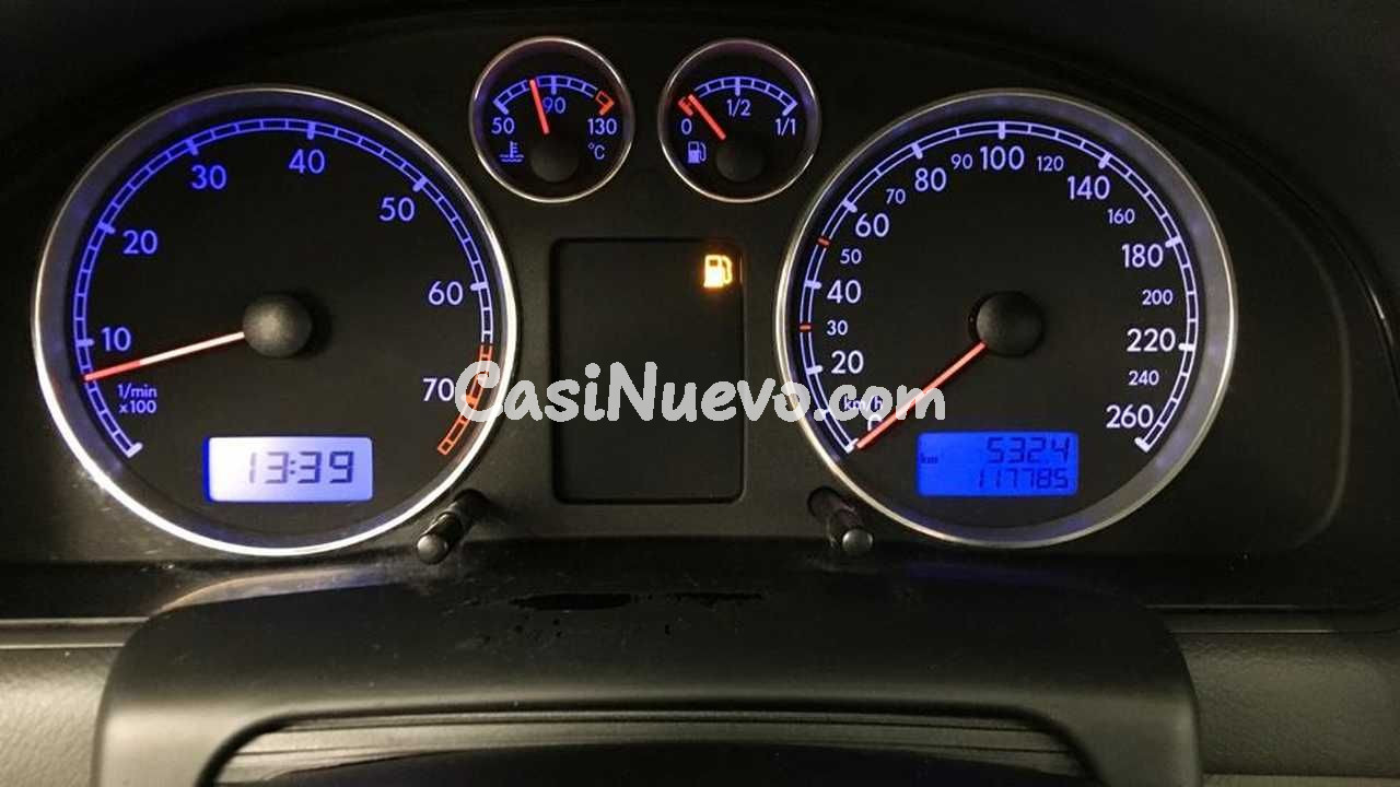 VOLKSWAGEN PASSAT EDITION 4P 2.0i 130cv