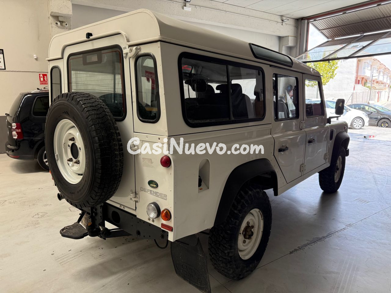 Land-Rover Defender 110 - foto 4