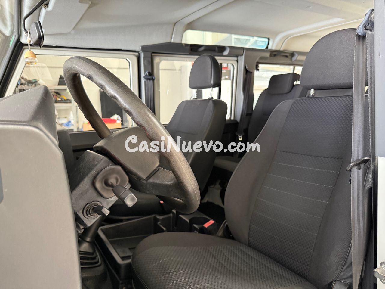 Land-Rover Defender 110 - foto 6