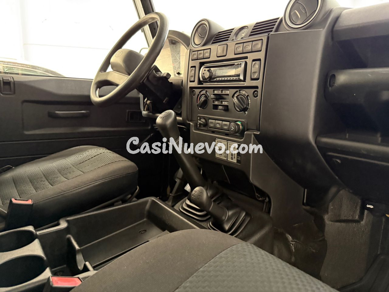 Land-Rover Defender 110 - foto 9