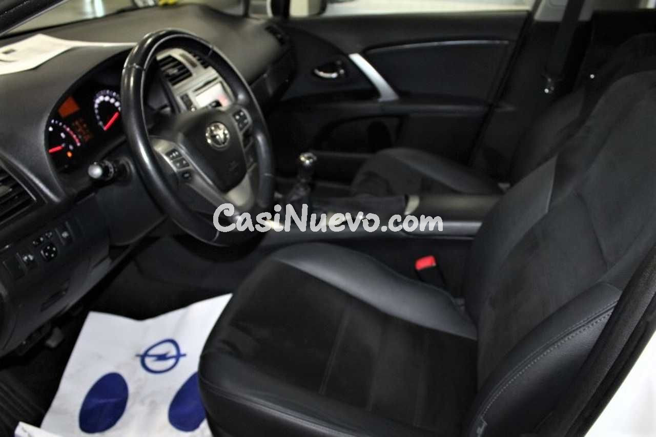 TOYOTA AVENSIS advance cs 120d - foto 6