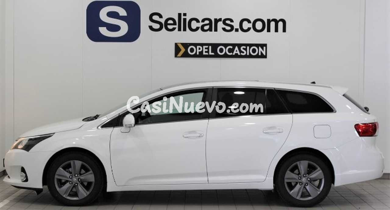 TOYOTA AVENSIS advance cs 120d - foto 23