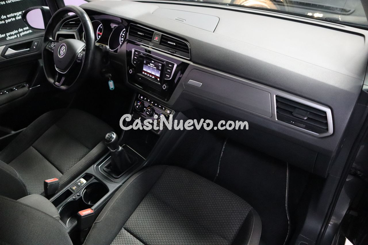 Volkswagen Touran 1.6 TDI 110cv 7 PLAZAS - foto 17