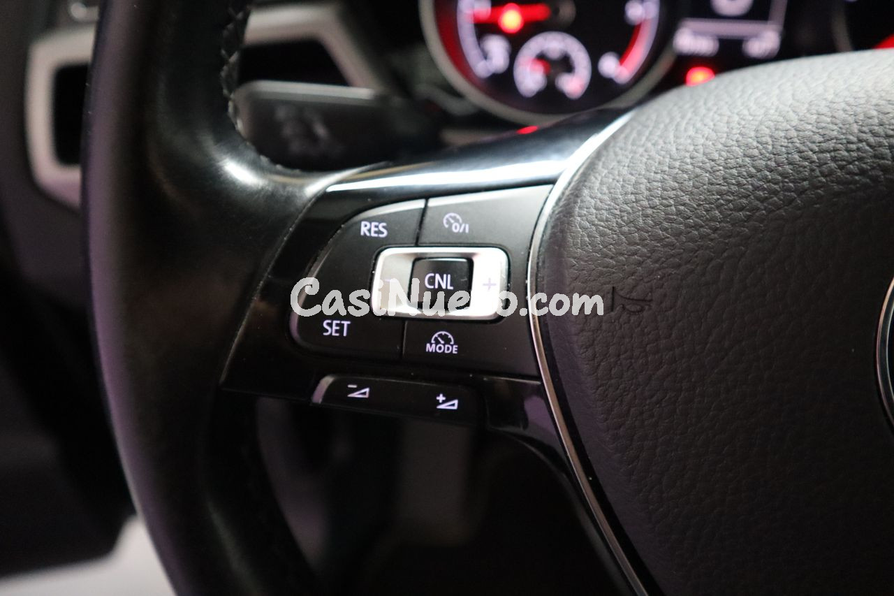 Volkswagen Touran 1.6 TDI 110cv 7 PLAZAS - foto 26