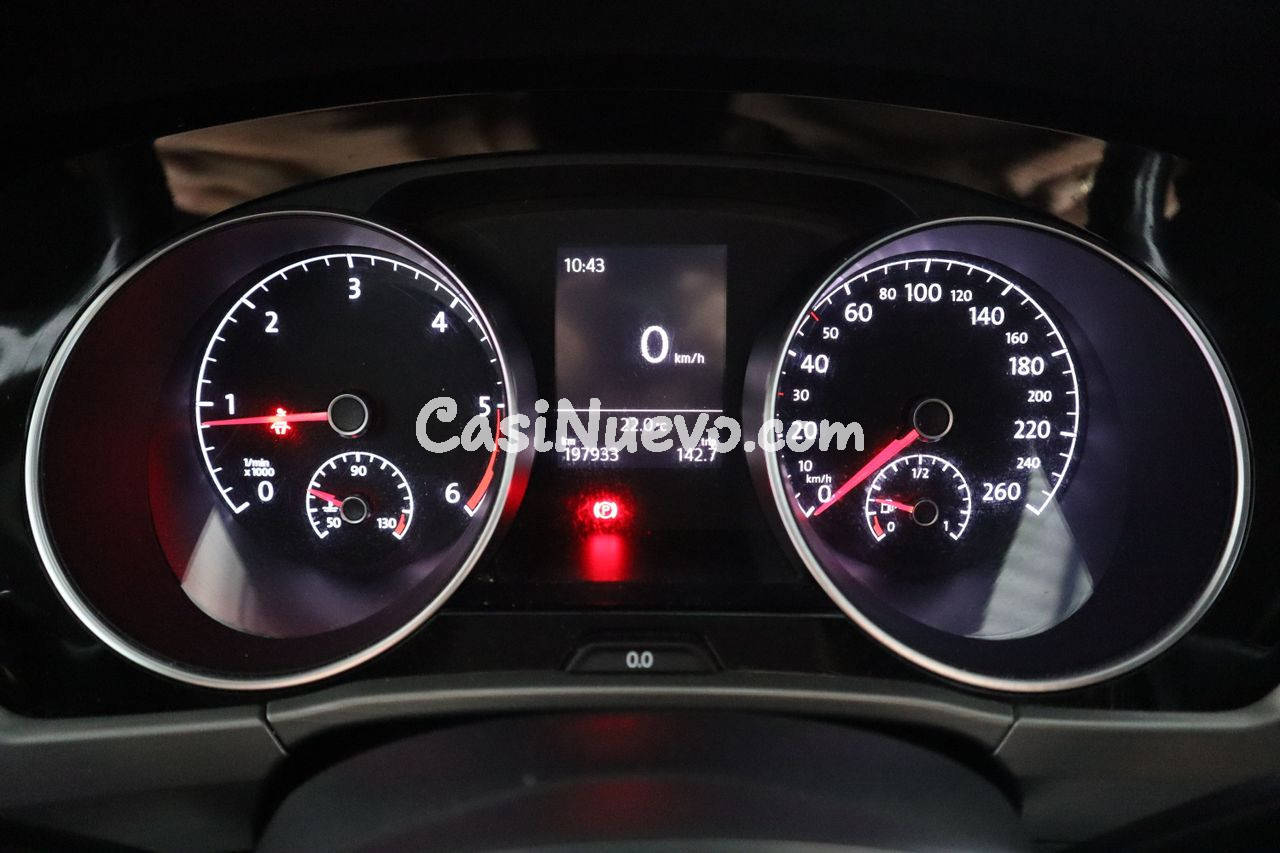 Volkswagen Touran 1.6 TDI 110cv 7 PLAZAS - foto 28