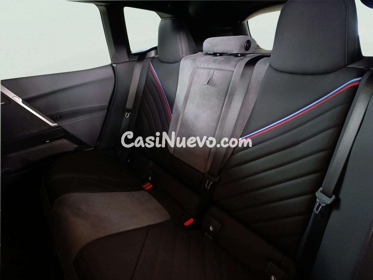 BMW iX xDrive60 400 kW (544 CV) - foto 9