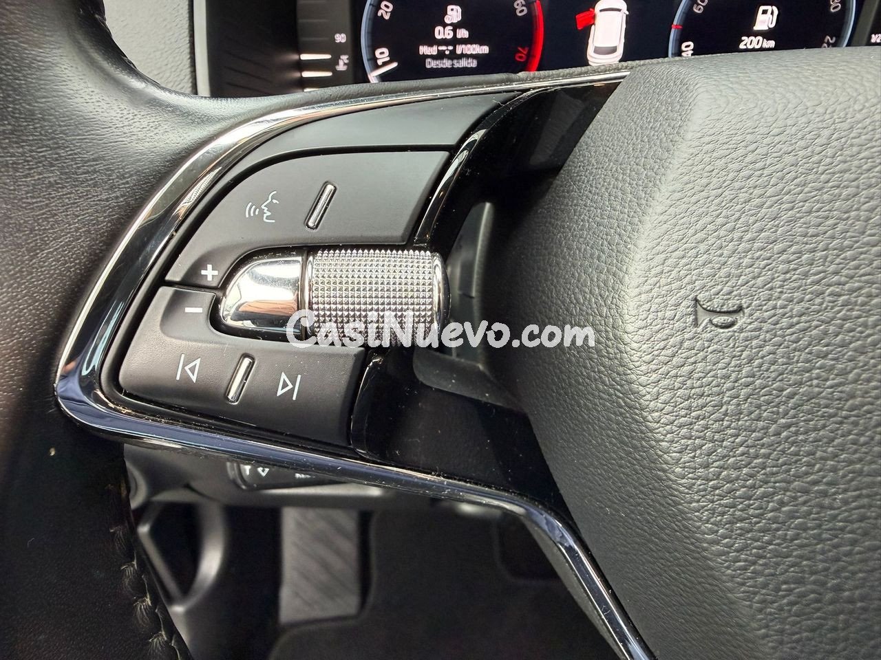 Skoda Karoq 1.5 TSI 110kW (150CV) DSG ACT Ambition - foto 14