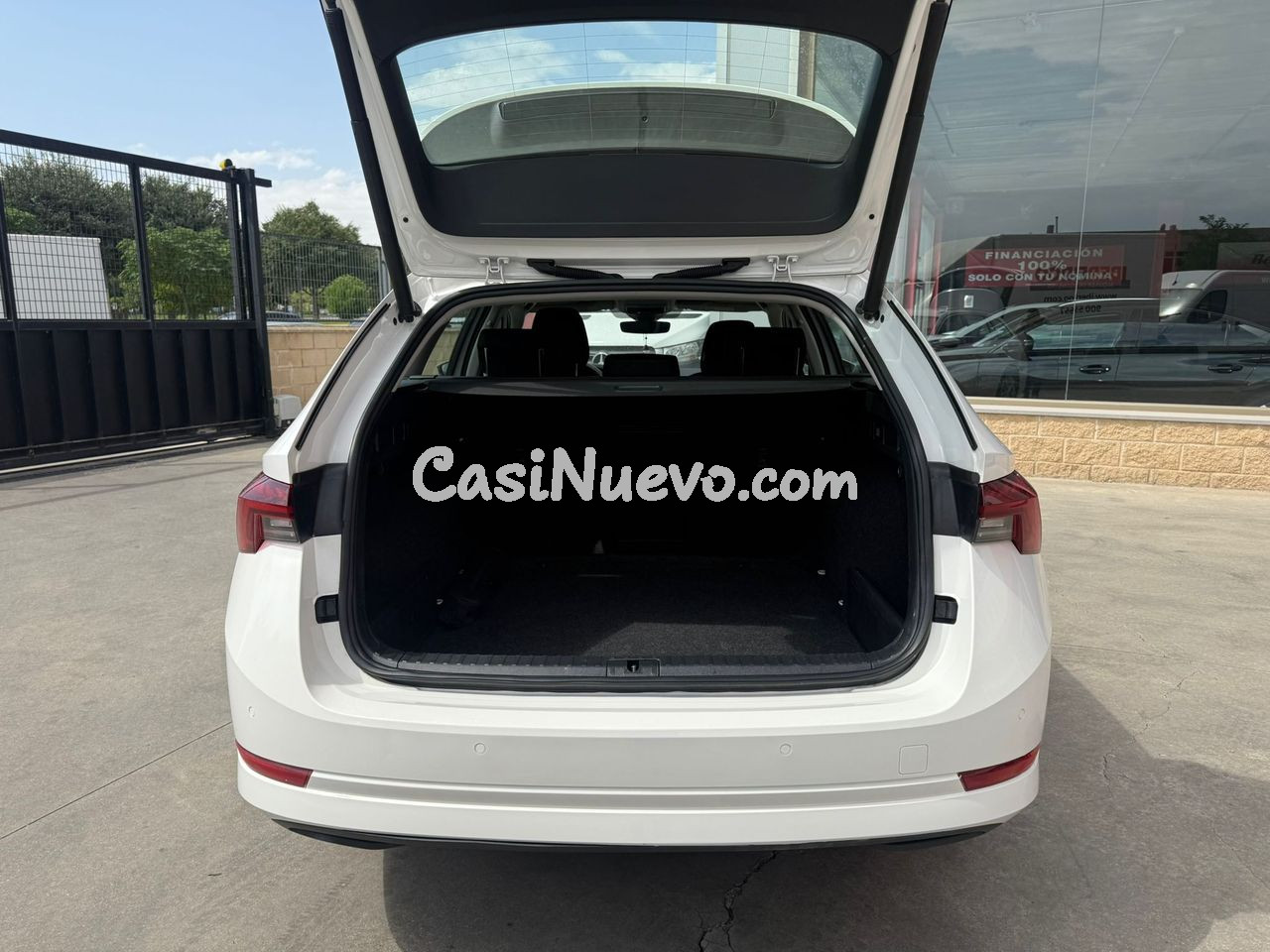 Skoda Octavia Combi 2.0 TDI 110kW (150CV) DSG Style - foto 8