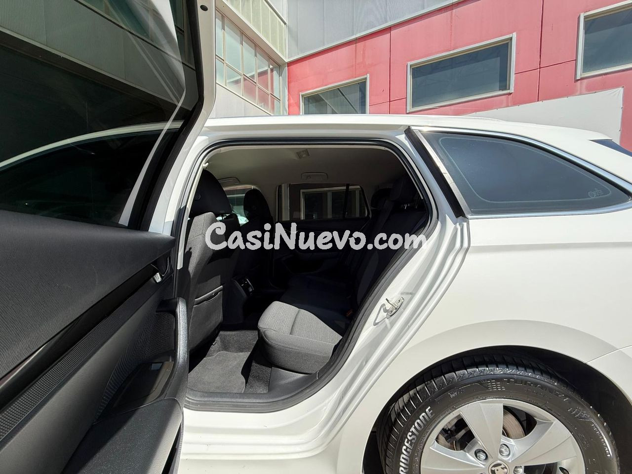 Skoda Octavia Combi 2.0 TDI 110kW(150CV) DSG Ambition - foto 10