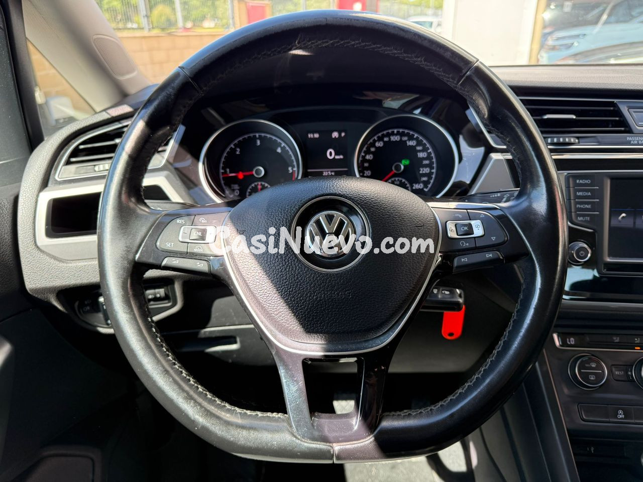 Volkswagen Touran Advance 1.6 TDI 85kW (115CV) DSG - foto 13