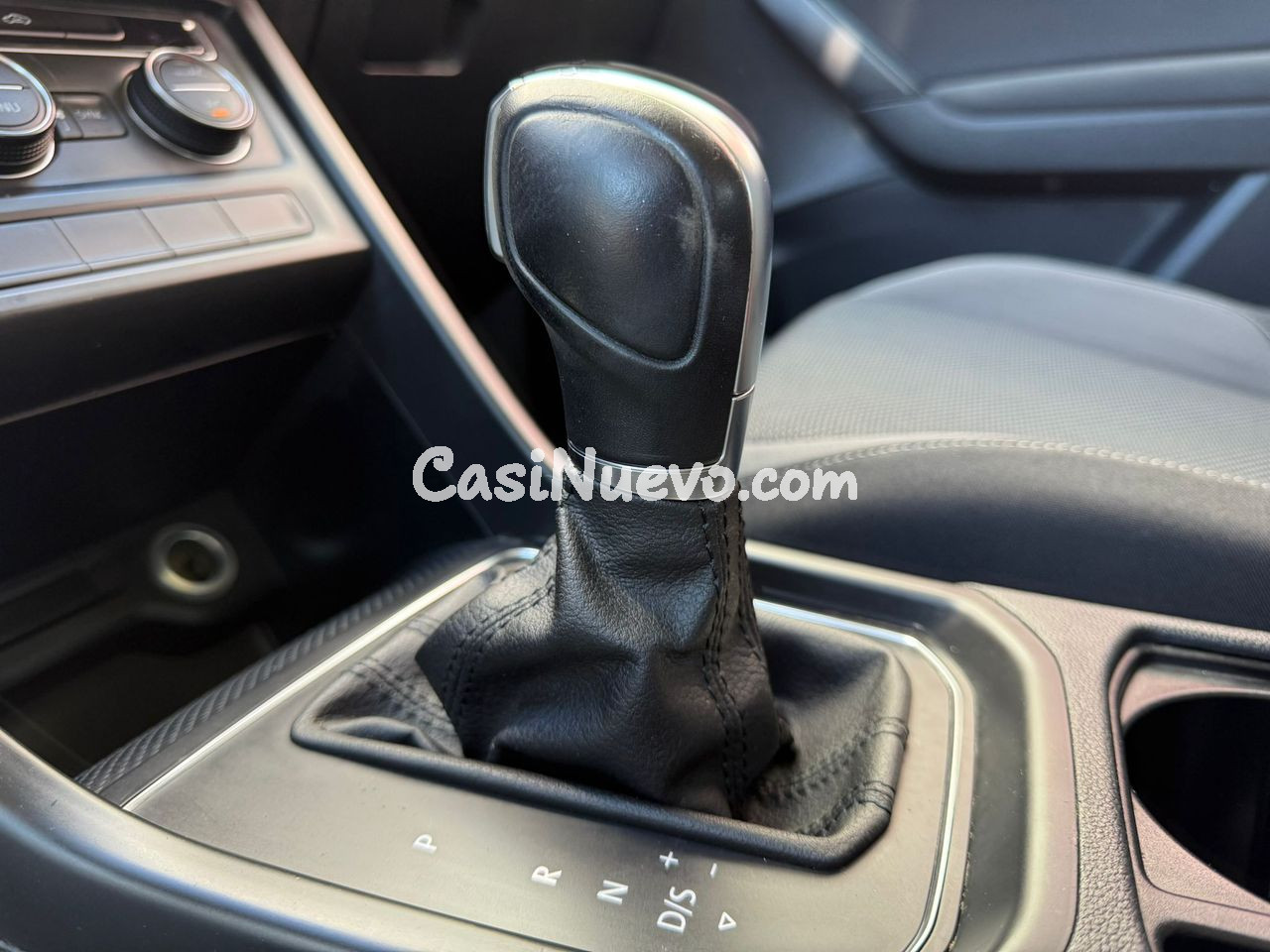 Volkswagen Touran Advance 1.6 TDI 85kW (115CV) DSG - foto 16