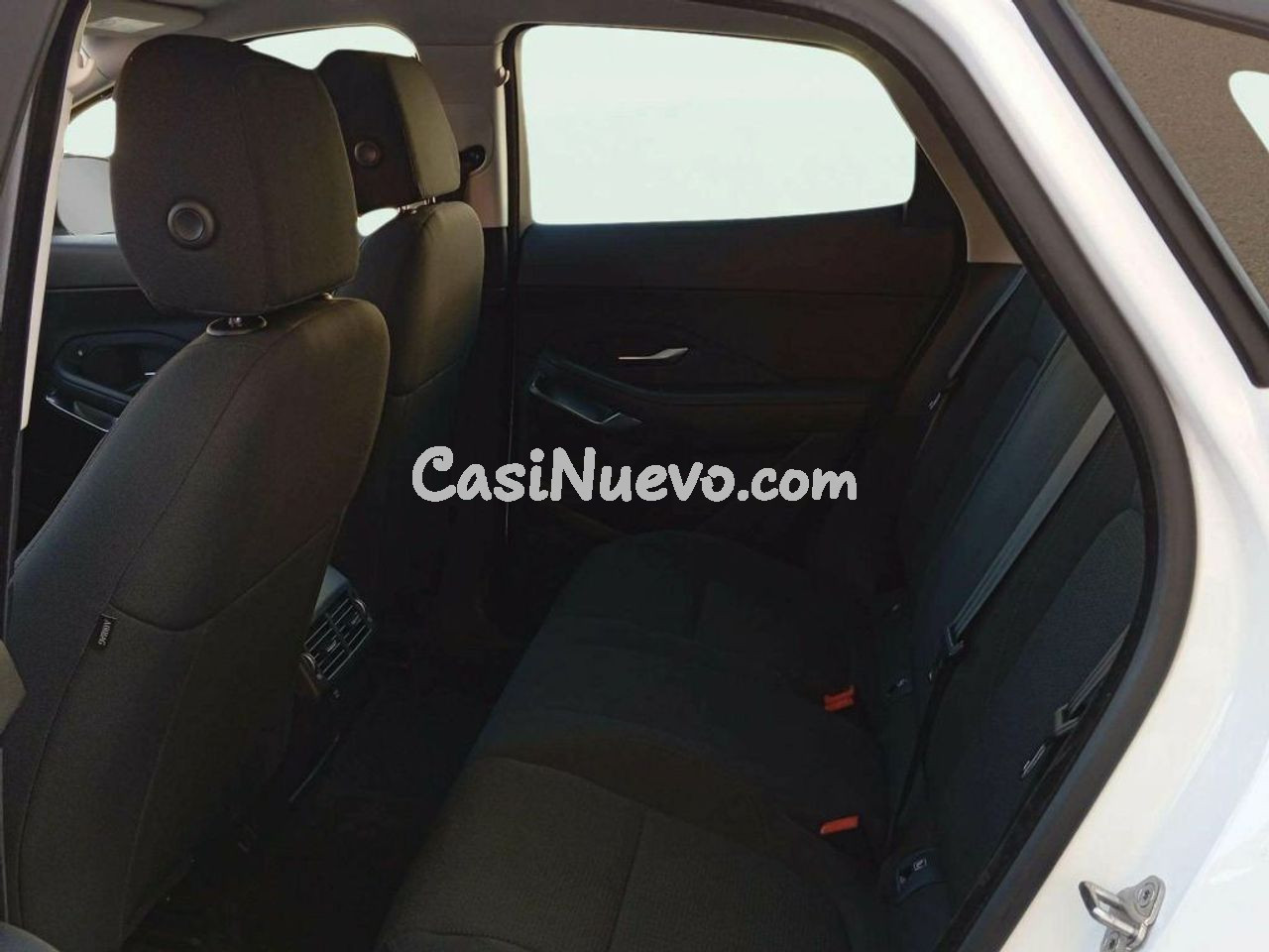 Jaguar E-Pace 2.0D 110kW - foto 11