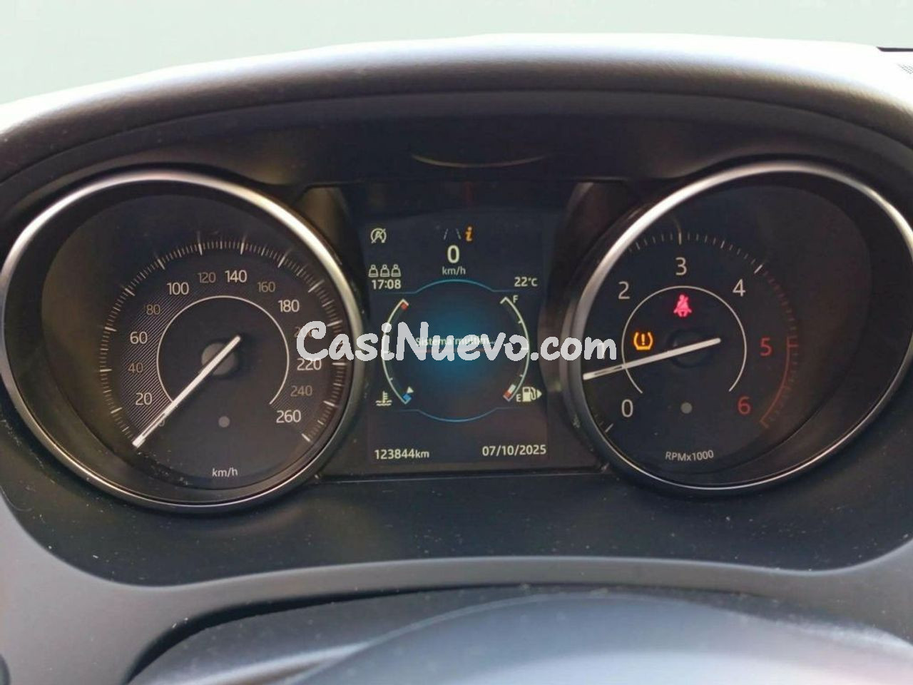 Jaguar E-Pace 2.0D 110kW - foto 13