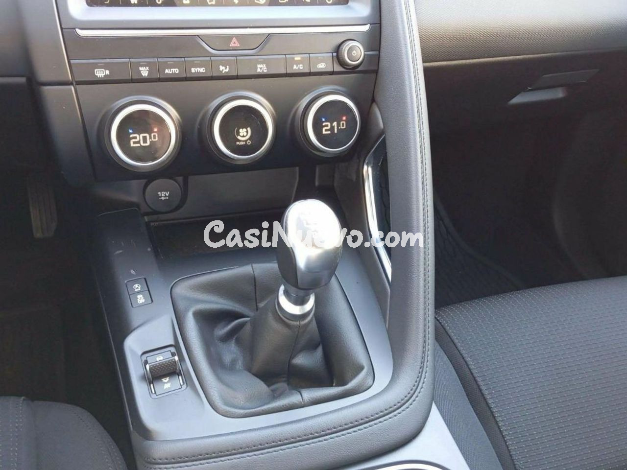 Jaguar E-Pace 2.0D 110kW - foto 14