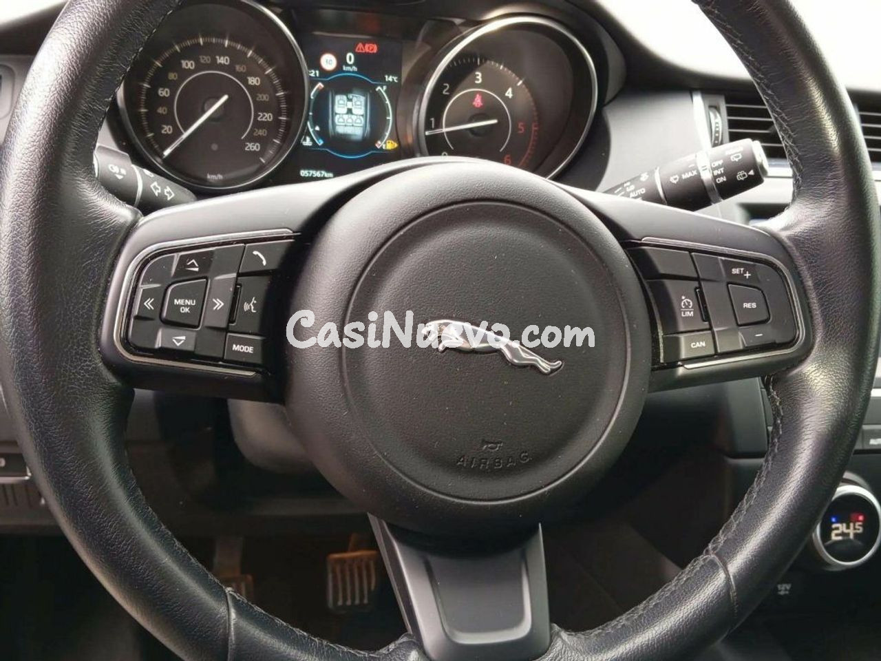 Jaguar E-Pace 2.0D 110kW - foto 12