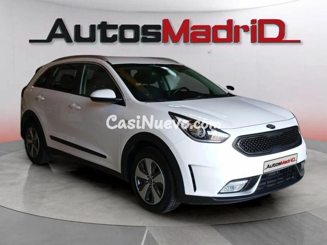 Kia Niro 1.6 GDi PHEV 104kW (141CV) Concept