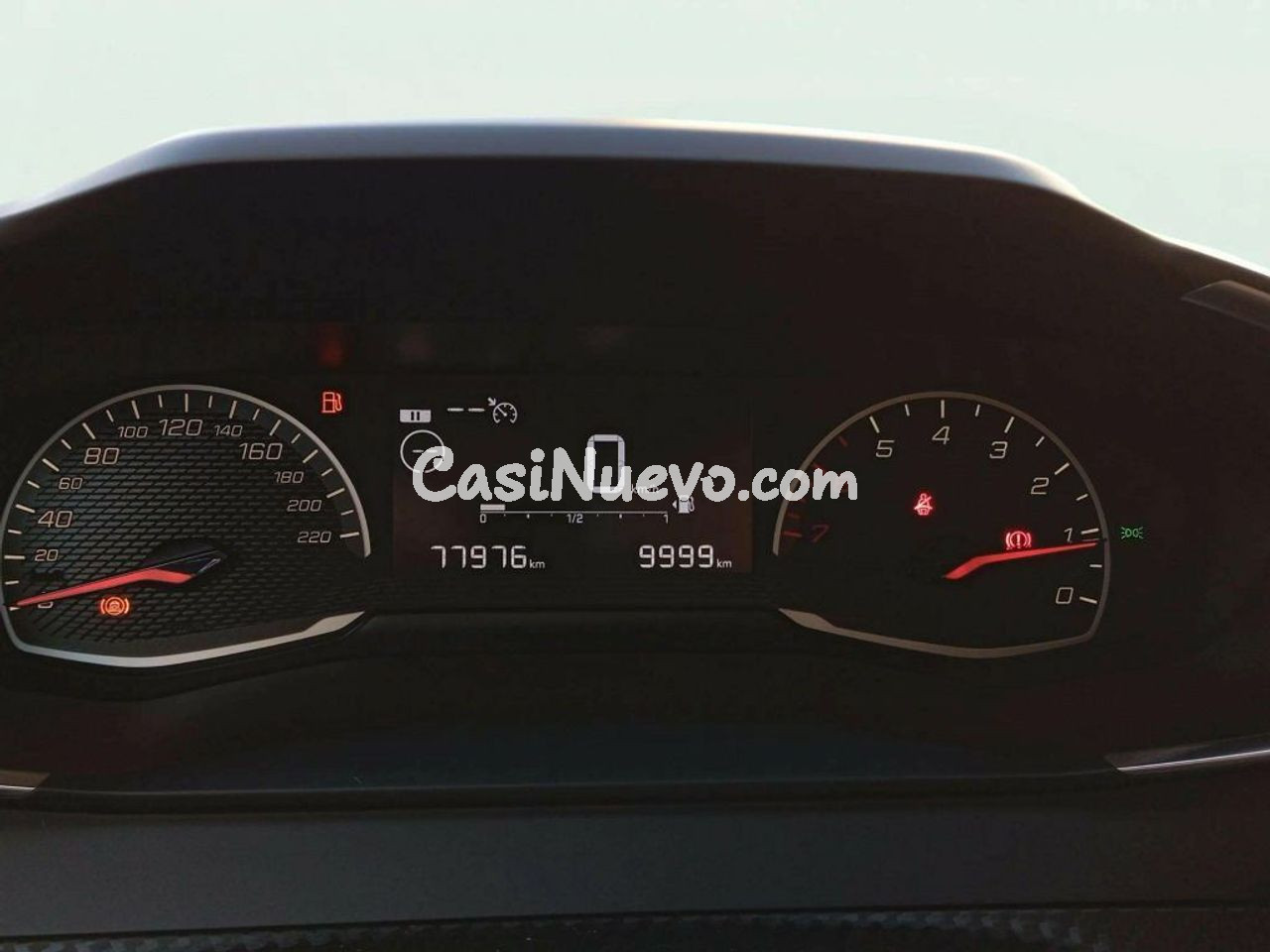 Peugeot 2008 Allure Pack BlueHDI 81kW (110CV) - foto 11