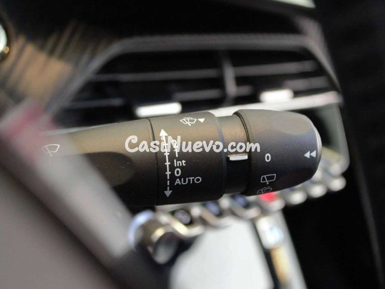 Peugeot 2008 Allure Puretech 130 S&S BVM6 - foto 18