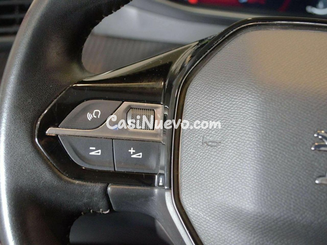 Peugeot 2008 Allure Puretech 130 S&S BVM6 - foto 19