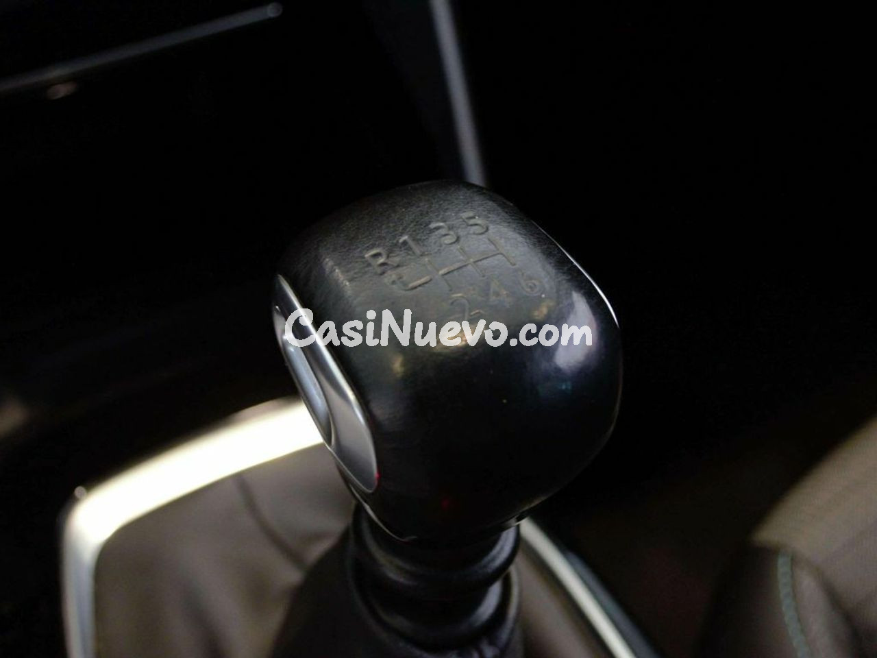 Peugeot 2008 Allure Puretech 130 S&S BVM6 - foto 25