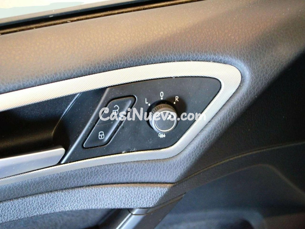 Volkswagen Golf Edition 1.0 TSI 85kW (115CV) - foto 9