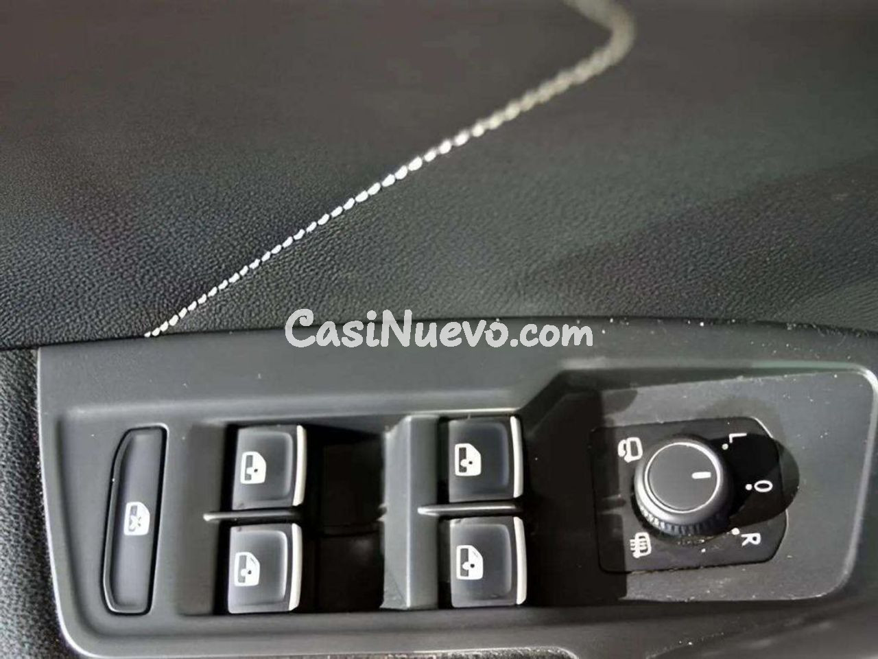 Volkswagen Tiguan R-Line 1.4 TSI 100kW (150CV) DSG 4Motion - foto 10