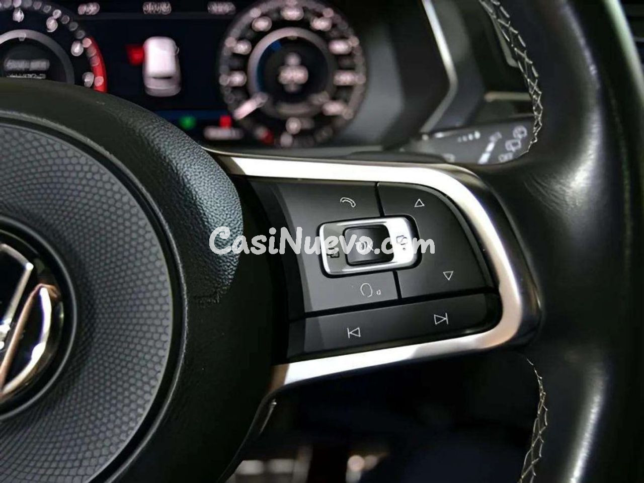 Volkswagen Tiguan R-Line 1.4 TSI 100kW (150CV) DSG 4Motion - foto 16