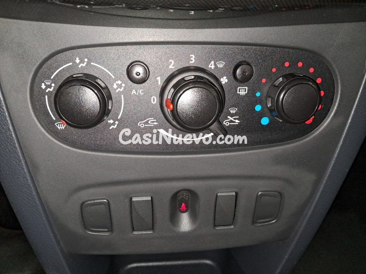 Dacia Logan Ambiance 1.0 54kW (73CV) - foto 17