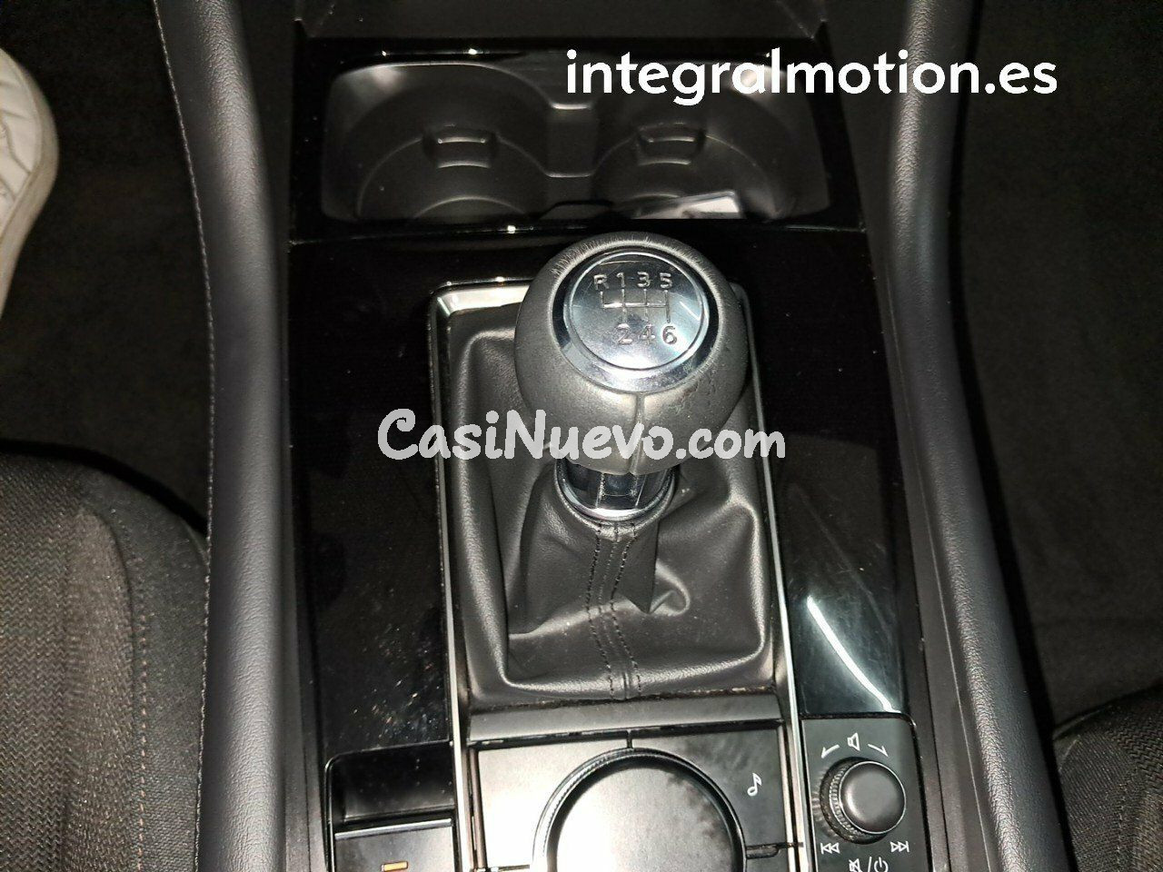 Mazda 3 2.5L E-SKY G MHEV 103kW Prime-line - foto 18