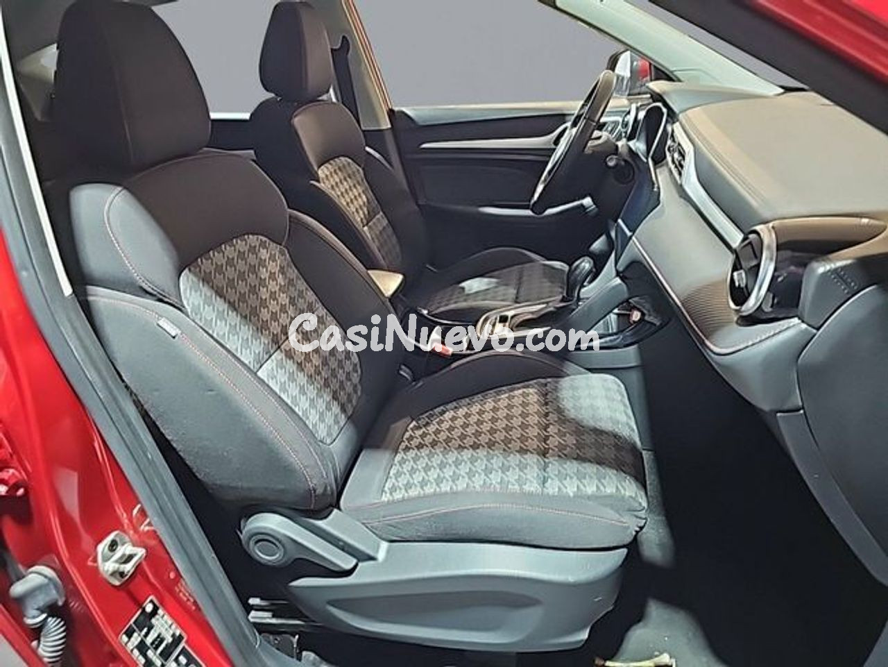 MG ZS 1.0T Comfort Auto - foto 15