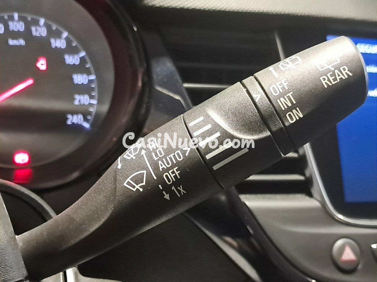 Opel Crossland X 1.2 81kW Design Line 120 Aniversario S/S - foto 36