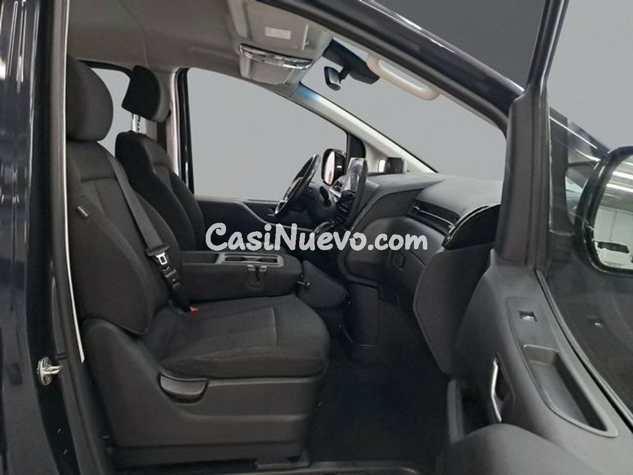 Hyundai Staria 2.2 CRDI Maxx 9S - foto 8