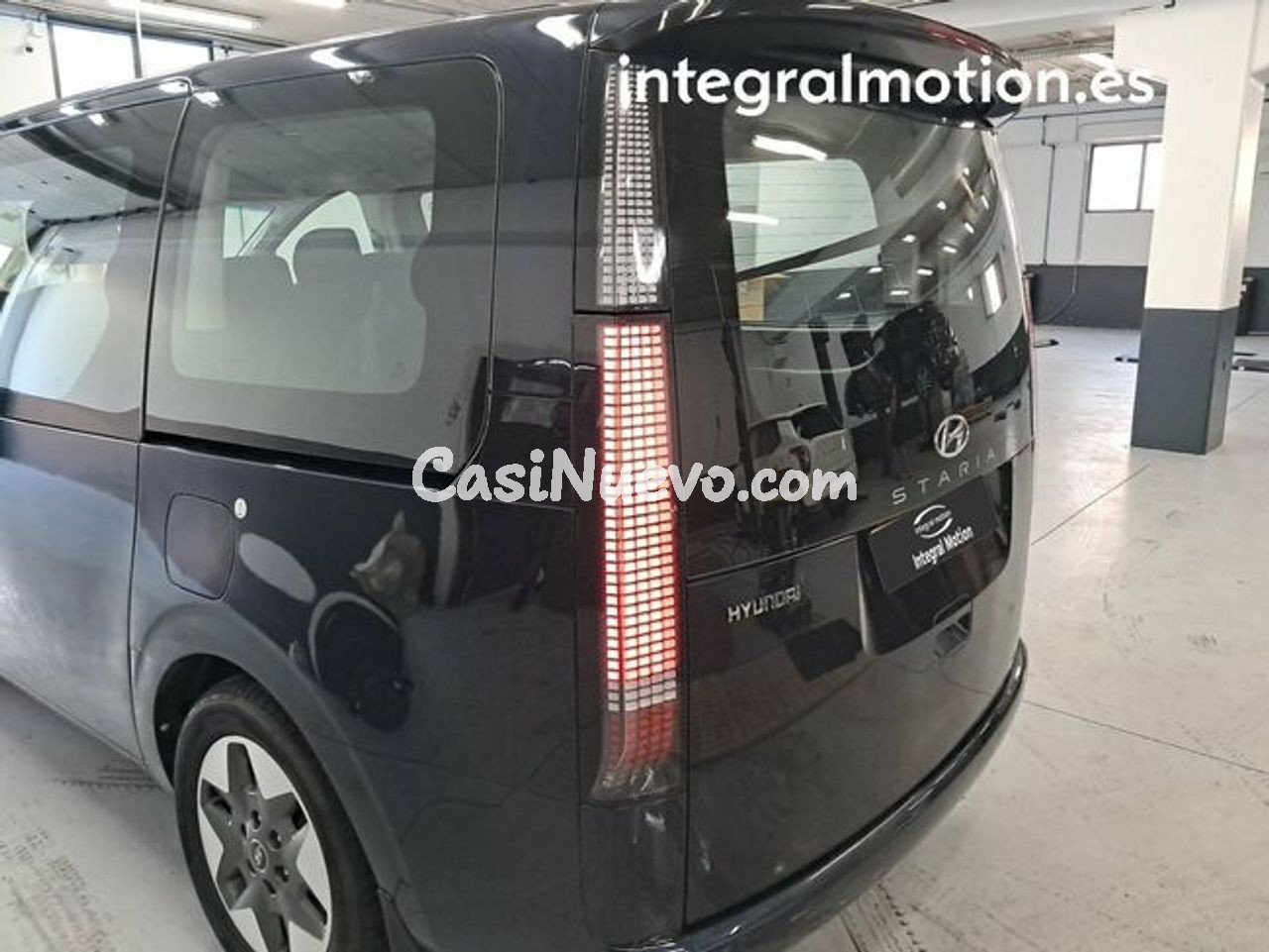 Hyundai Staria 2.2 CRDI Maxx 9S - foto 27