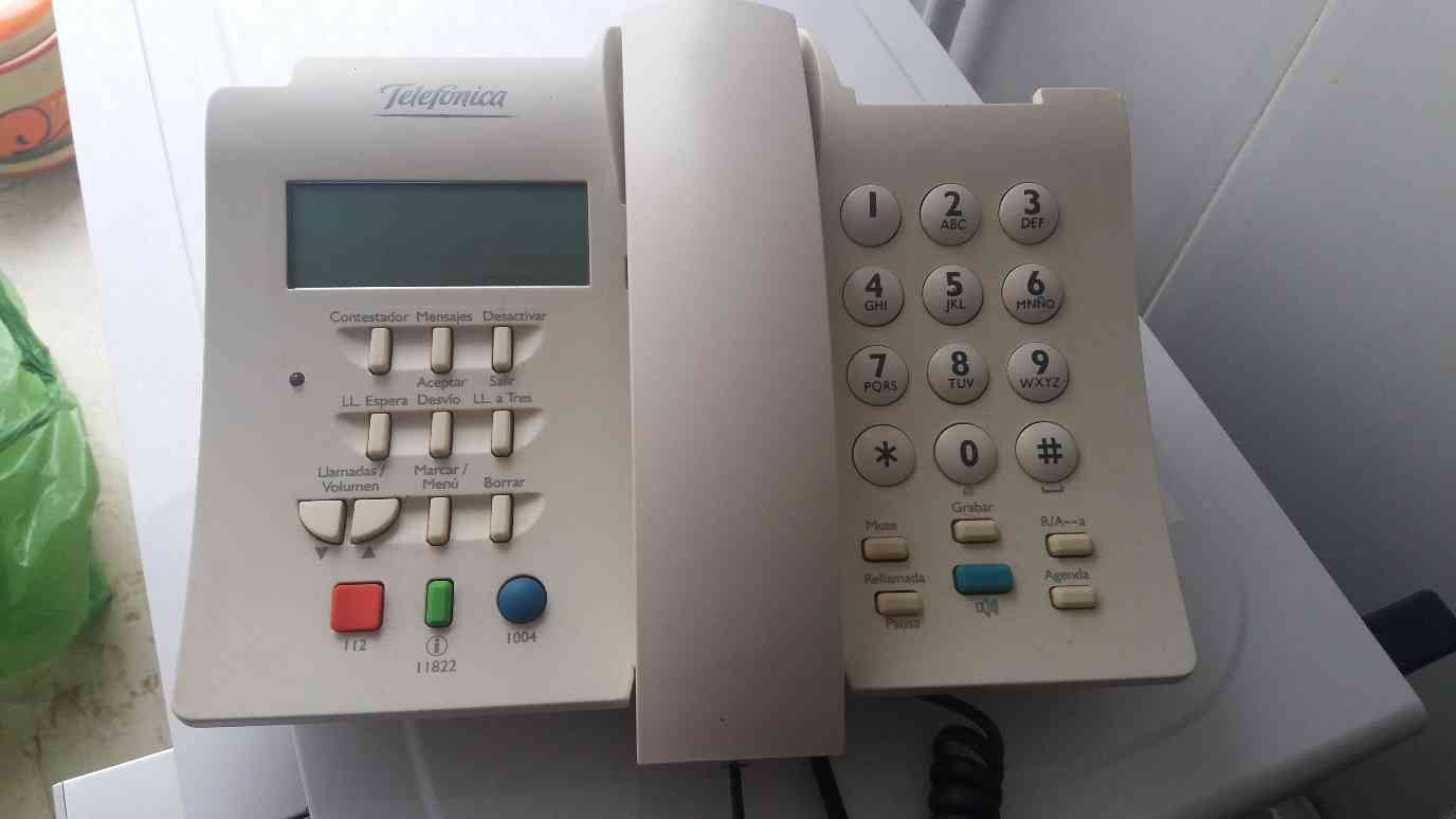 Vendo teléfonos fijos . - foto 2