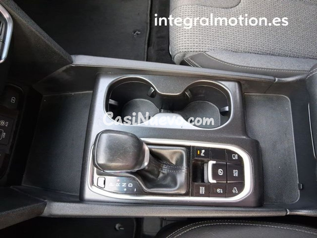 Hyundai Santa Fe 2.2 CRDi Klass Auto 4x2 SR - foto 17