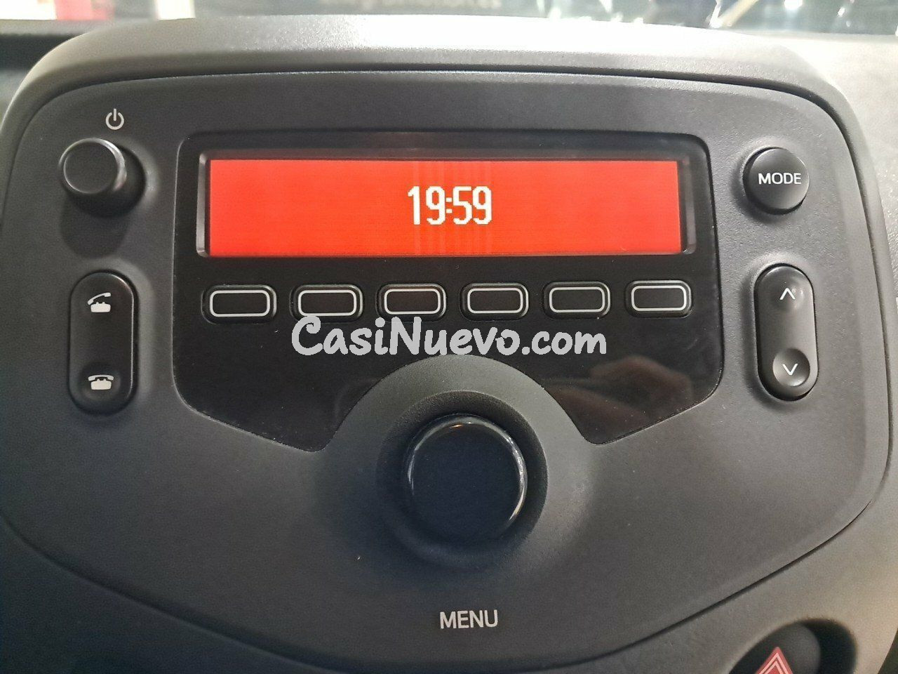 Toyota Aygo 1.0 70 x-play - foto 14