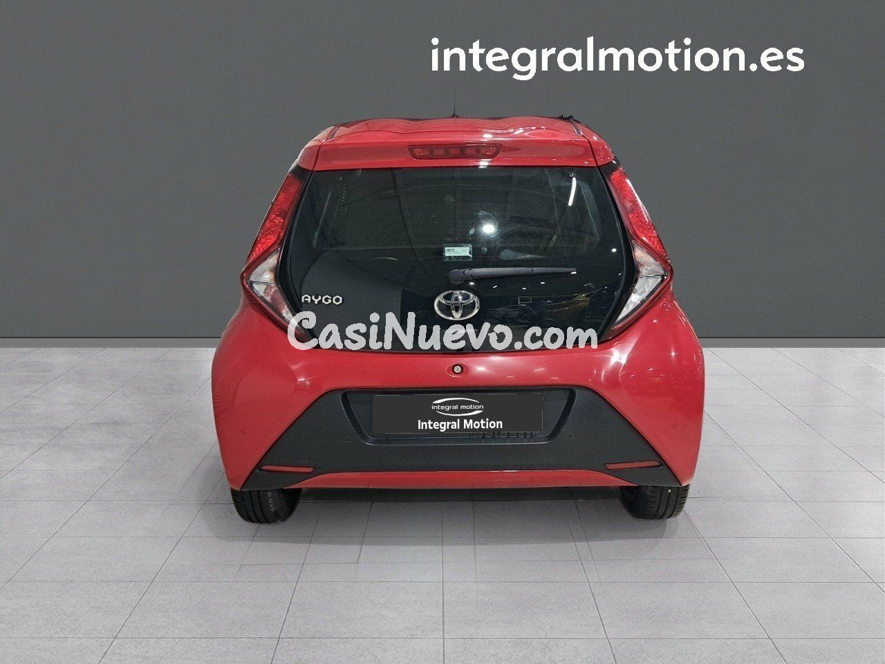 Toyota Aygo 1.0 70 x-play - foto 24