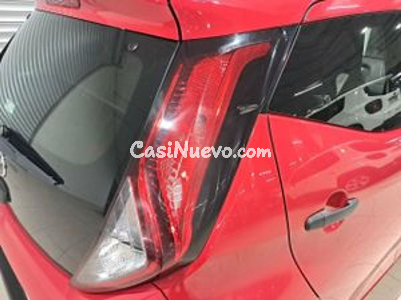 Toyota Aygo 1.0 70 x-play - foto 27