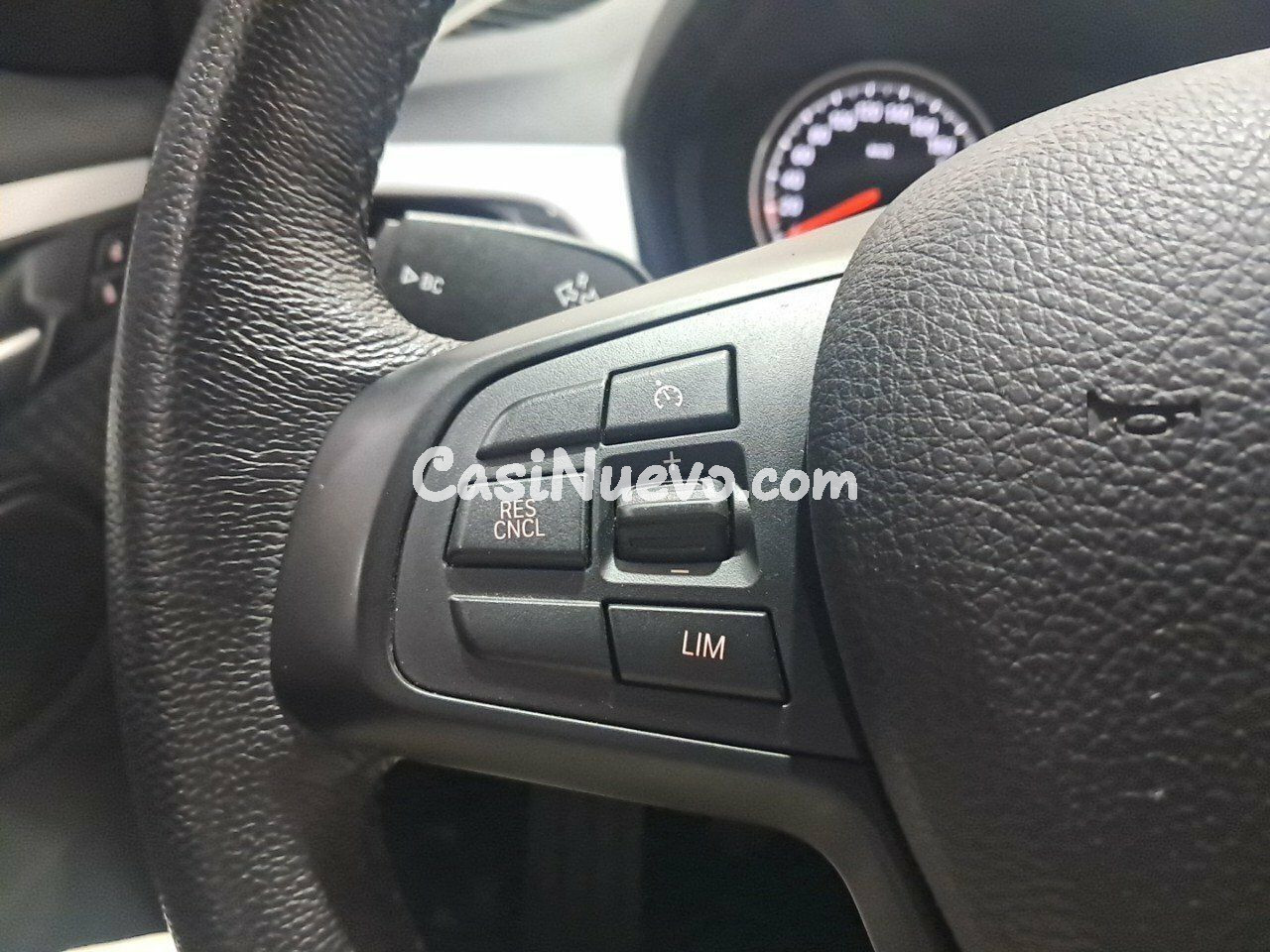 BMW X1 sDrive16d - foto 11