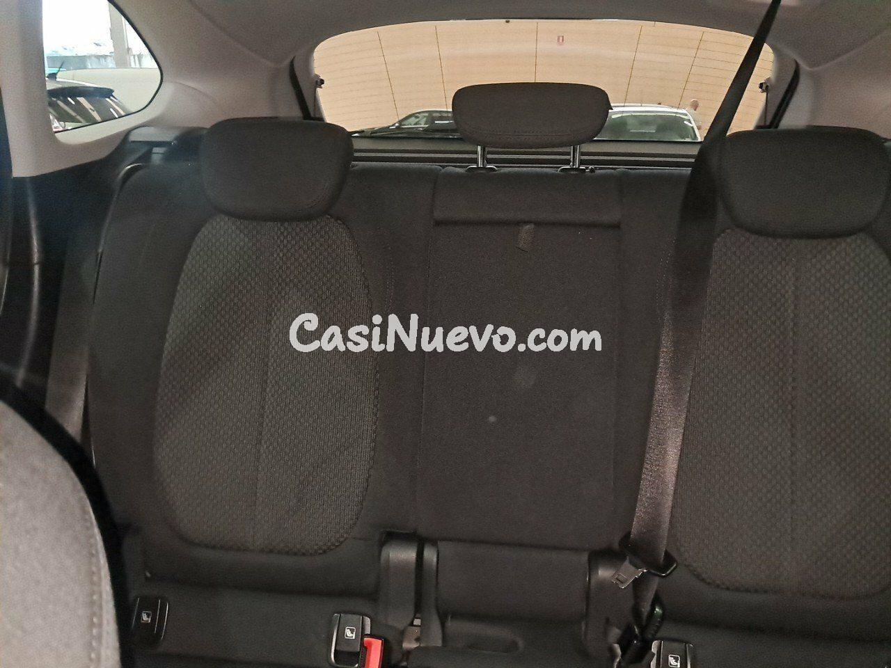 BMW X1 sDrive16d - foto 19