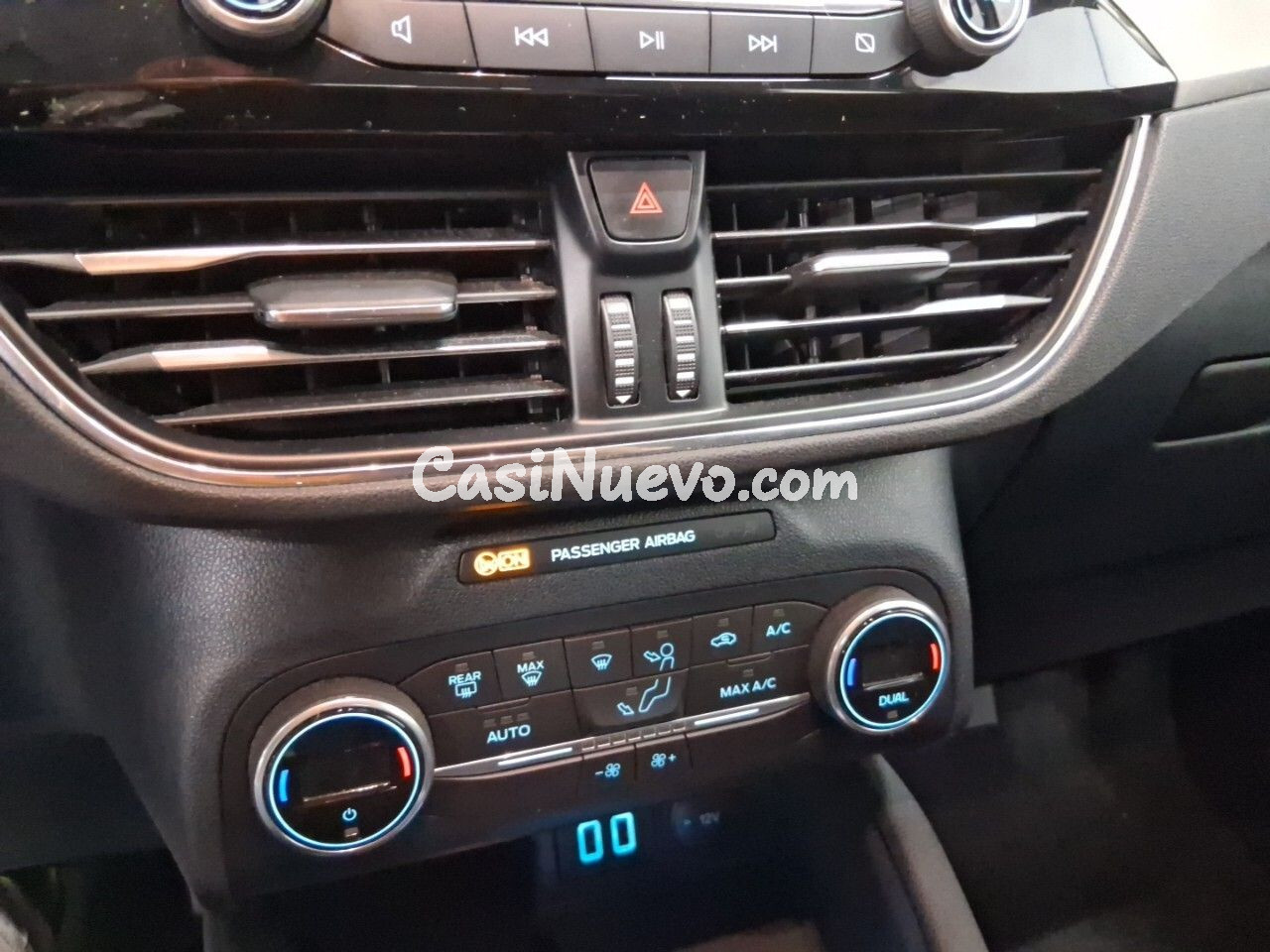 Ford Kuga Titanium 2.0 EcoBlue 140kW 4x4 Auto - foto 17