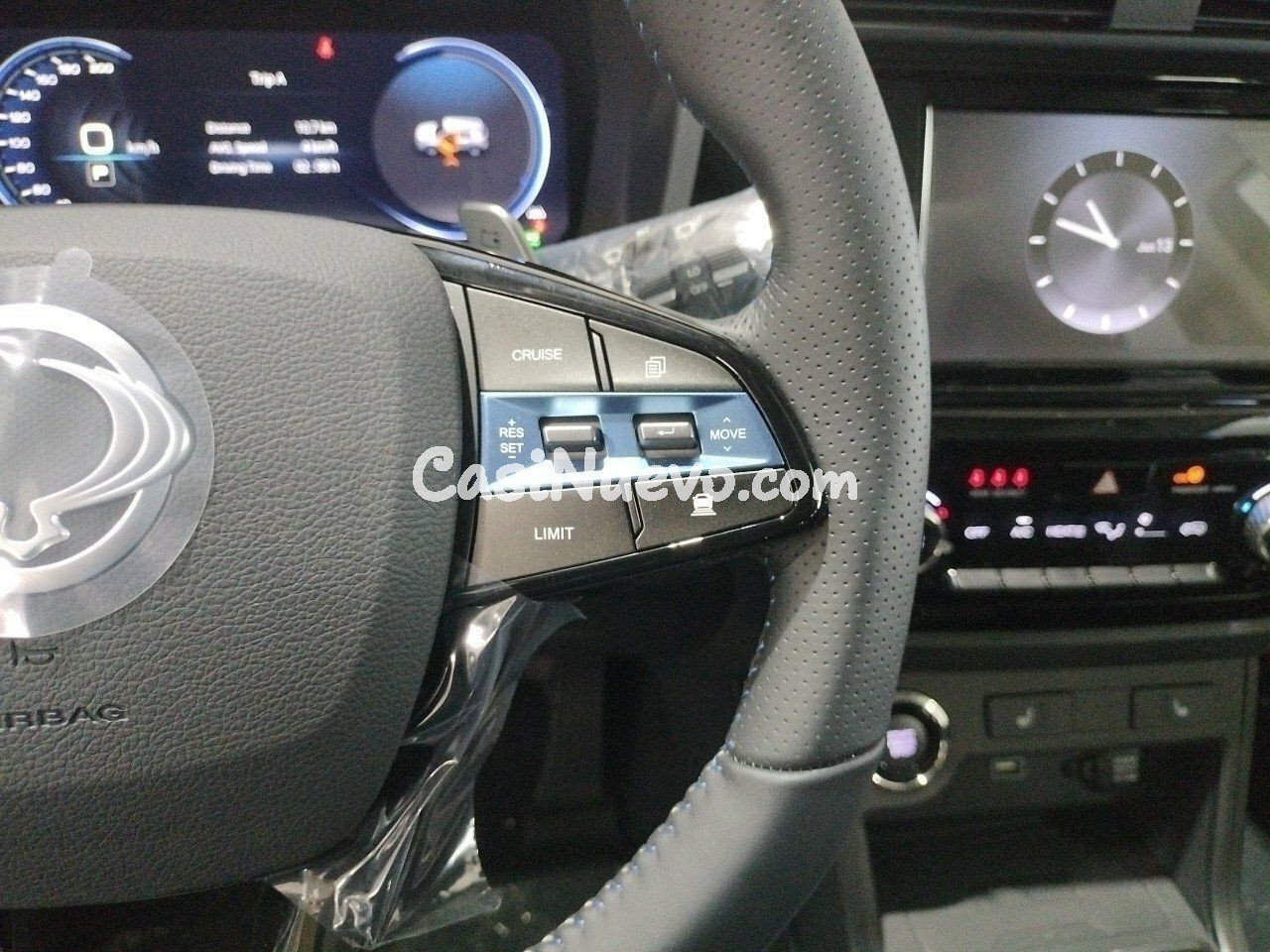 KGM Korando E-MOTION Limited Auto - foto 12