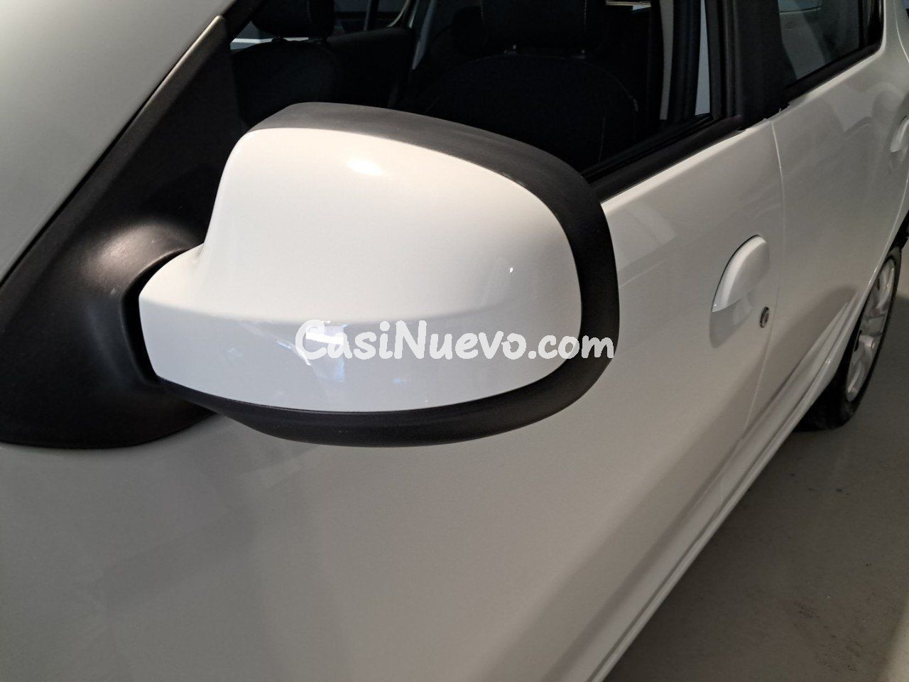 Dacia Sandero Laureate 1.0 54kW (73CV) - foto 31