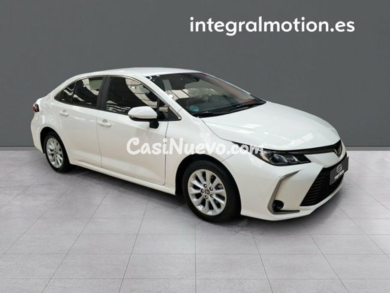 Toyota Corolla Sedán  125H Active Tech