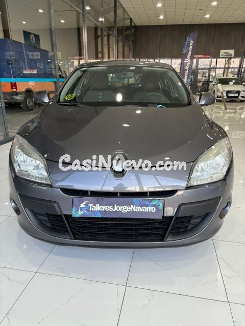 RENAULT - Mégane - Berlina Emotion dCi 90 eco2