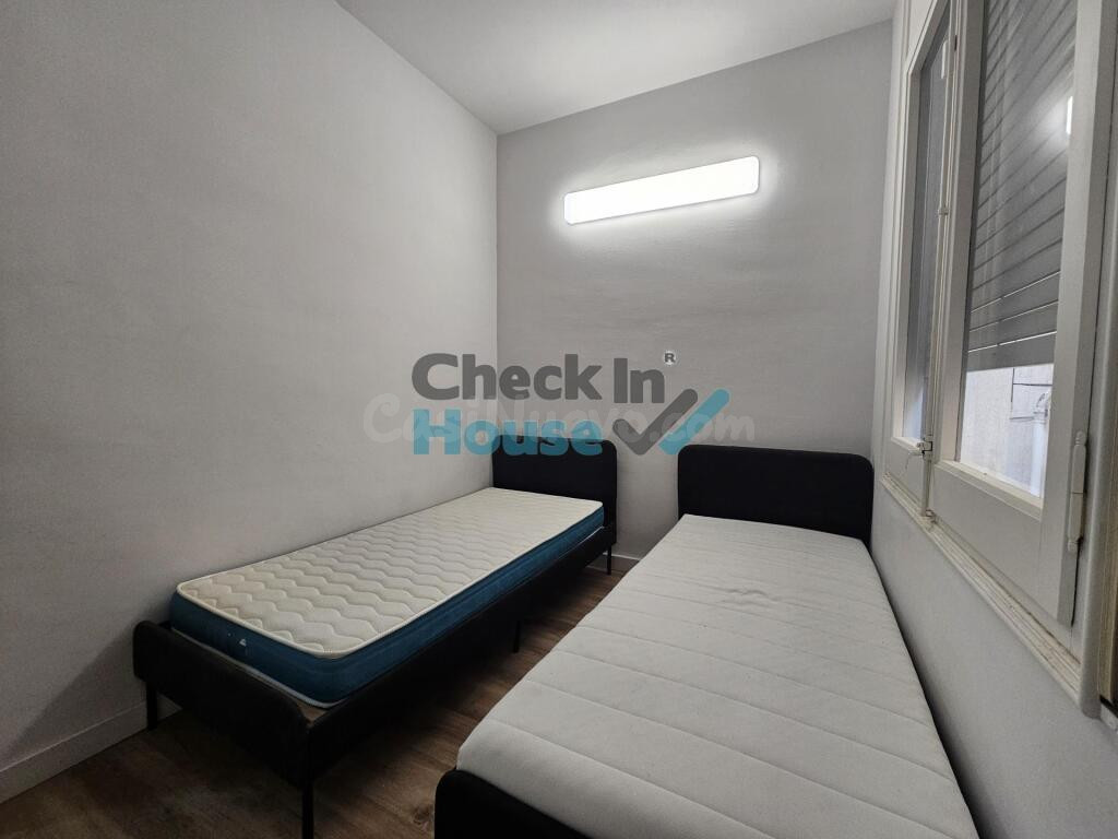 Piso en Venta en Sant Feliu De Guixols Girona - foto 5