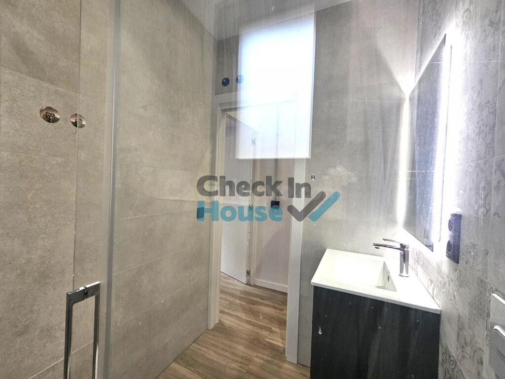 Piso en Venta en Sant Feliu De Guixols Girona - foto 5