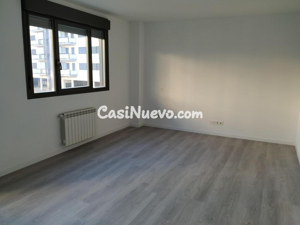 Alquiler piso 3 habitaciones Y PISCINA