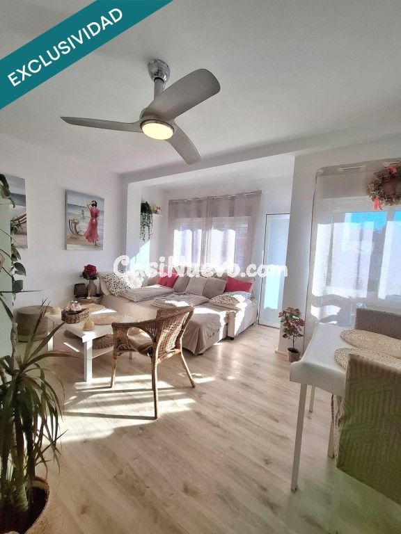 Piso reformado y luminoso junto al Puerto del Grao