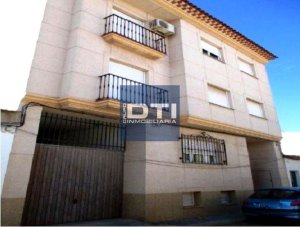 RFA.3081 Garaje coche en venta en c. atocha, 34, Villarroble - foto 2